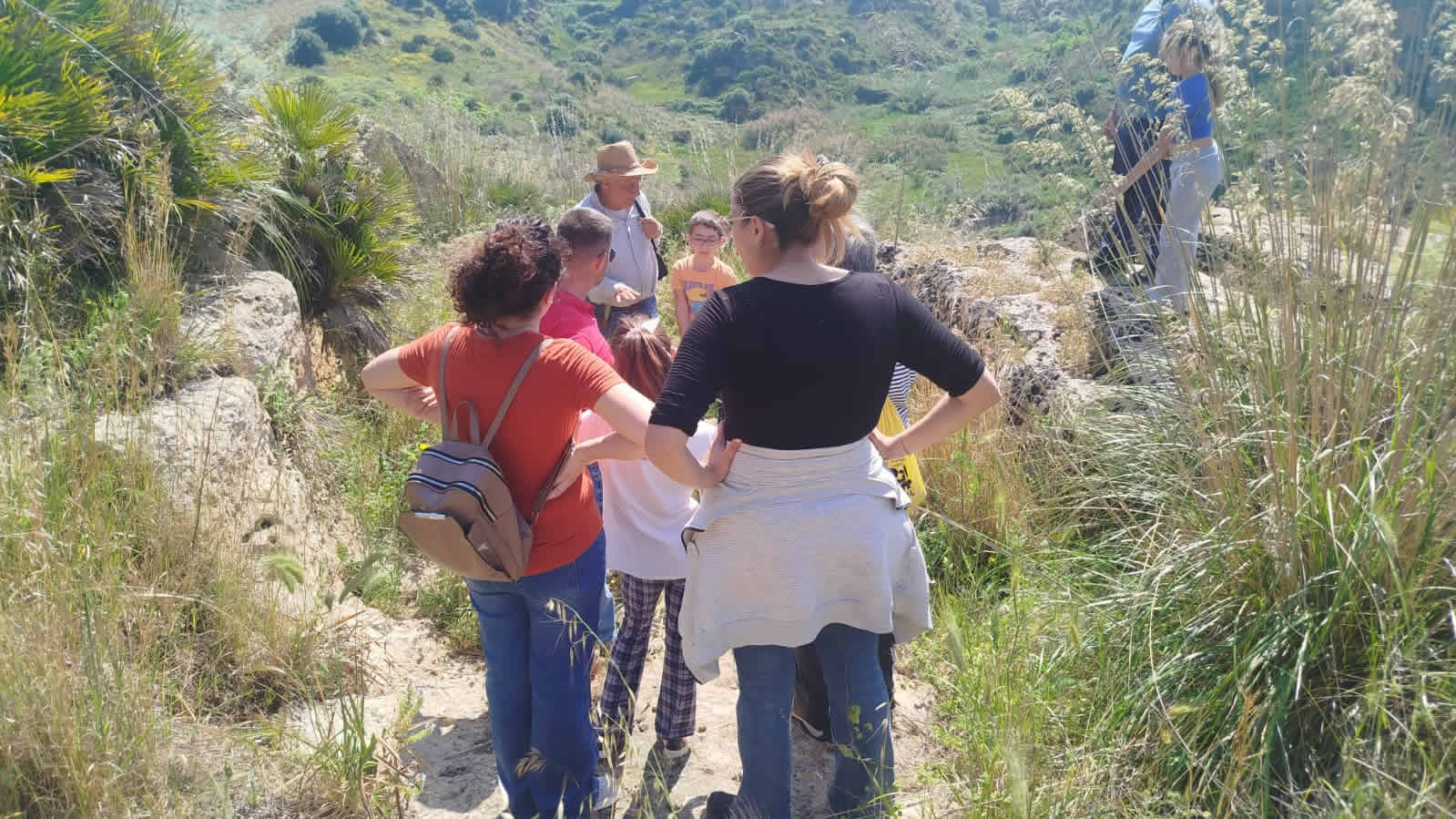 itinerario archeologico montagnoli di Menfi e dintorni
